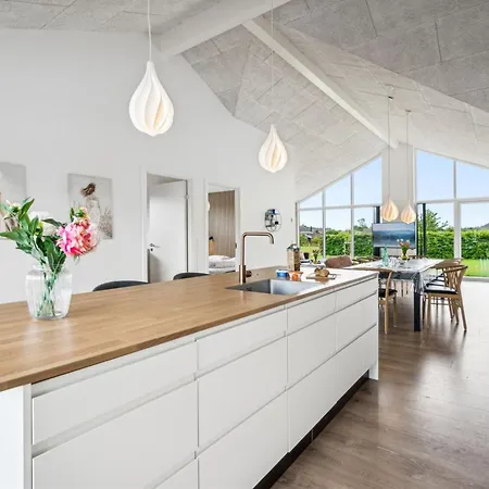 Danika - 650m From The Sea By Interhome Feriehus