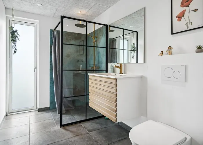 Holiday home Danika - 650m From The Sea By Interhome *