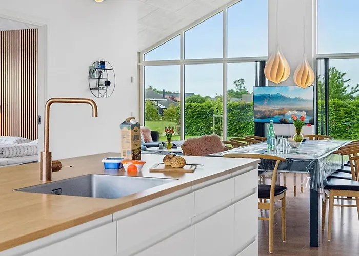 Danika - 650m From The Sea By Interhome Holiday home Nedre Lysabild